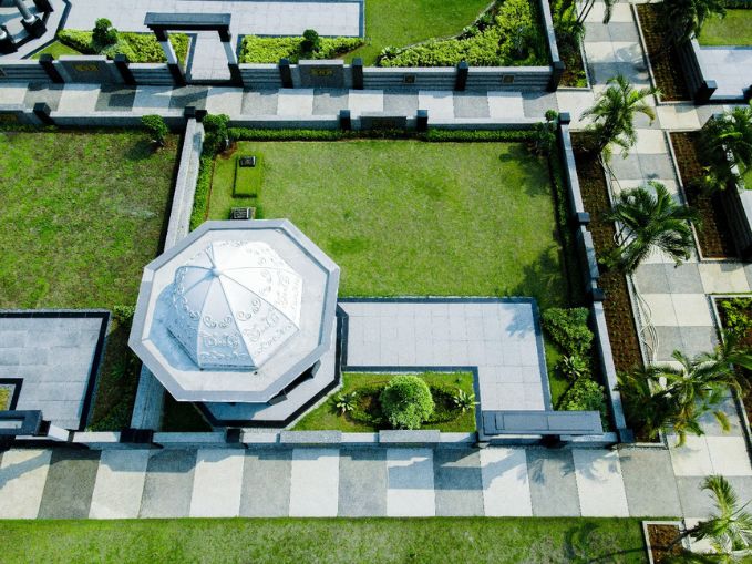 tipe royal family A pemakaman al azhar memorial garden